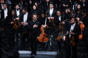 ارکستر سمفونیک تهران به رهبری شهرداد روحانی