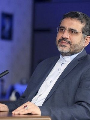 از ممنوع الکاری نوید محمدزاده تا توقیف جیران در نشست خبری وزیر ارشاد