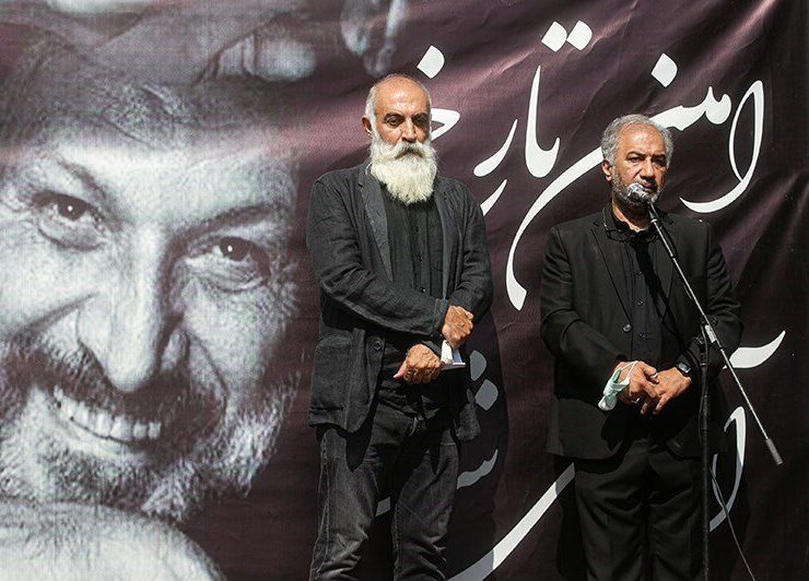 محمدمهدی عسگرپور و علیرضا شجاع نوری در خاکسپاری امین تارخ