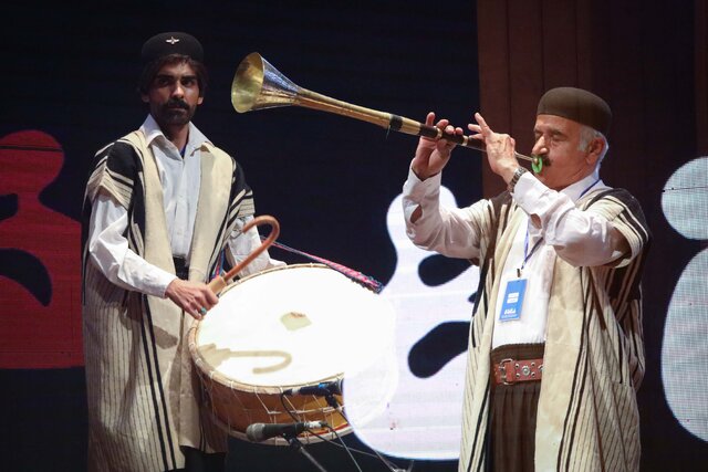 پانزدهمین جشنواره موسیقی نواحی را اقوام لُر و ترکمن تمام کردند