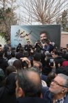 خاکسپاری حمید هیراد در التهاب موشکباران با حضور گسترده دوستدارانش
